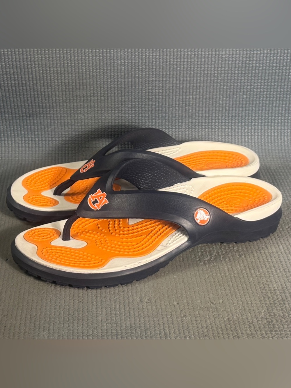 CROCS Men’s Modi Auburn Tigers Flip Flop Sandals Size 11